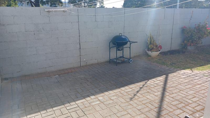 To Let 2 Bedroom Property for Rent in Parow North Western Cape